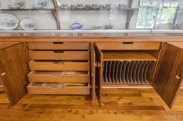 $375,000 | 376 Sunset Drive, Lebanon, MO 65536