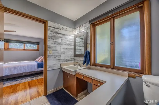 $375,000 | 376 Sunset Drive, Lebanon, MO 65536