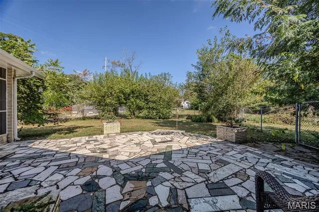 $375,000 | 376 Sunset Drive, Lebanon, MO 65536