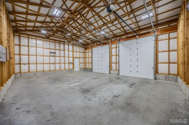 $375,000 | 376 Sunset Drive, Lebanon, MO 65536