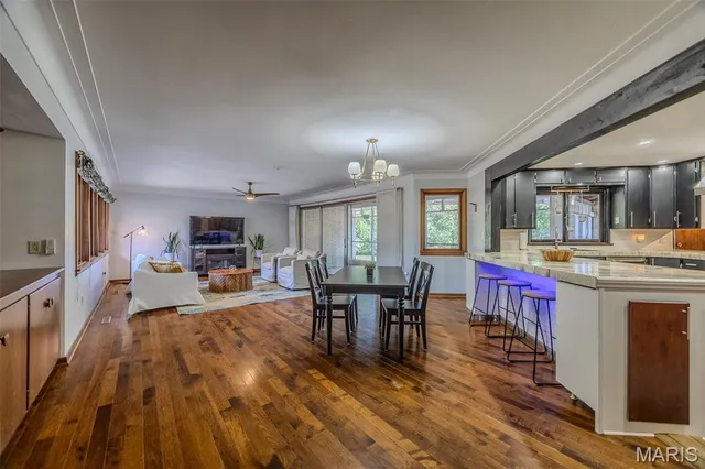 $375,000 | 376 Sunset Drive, Lebanon, MO 65536