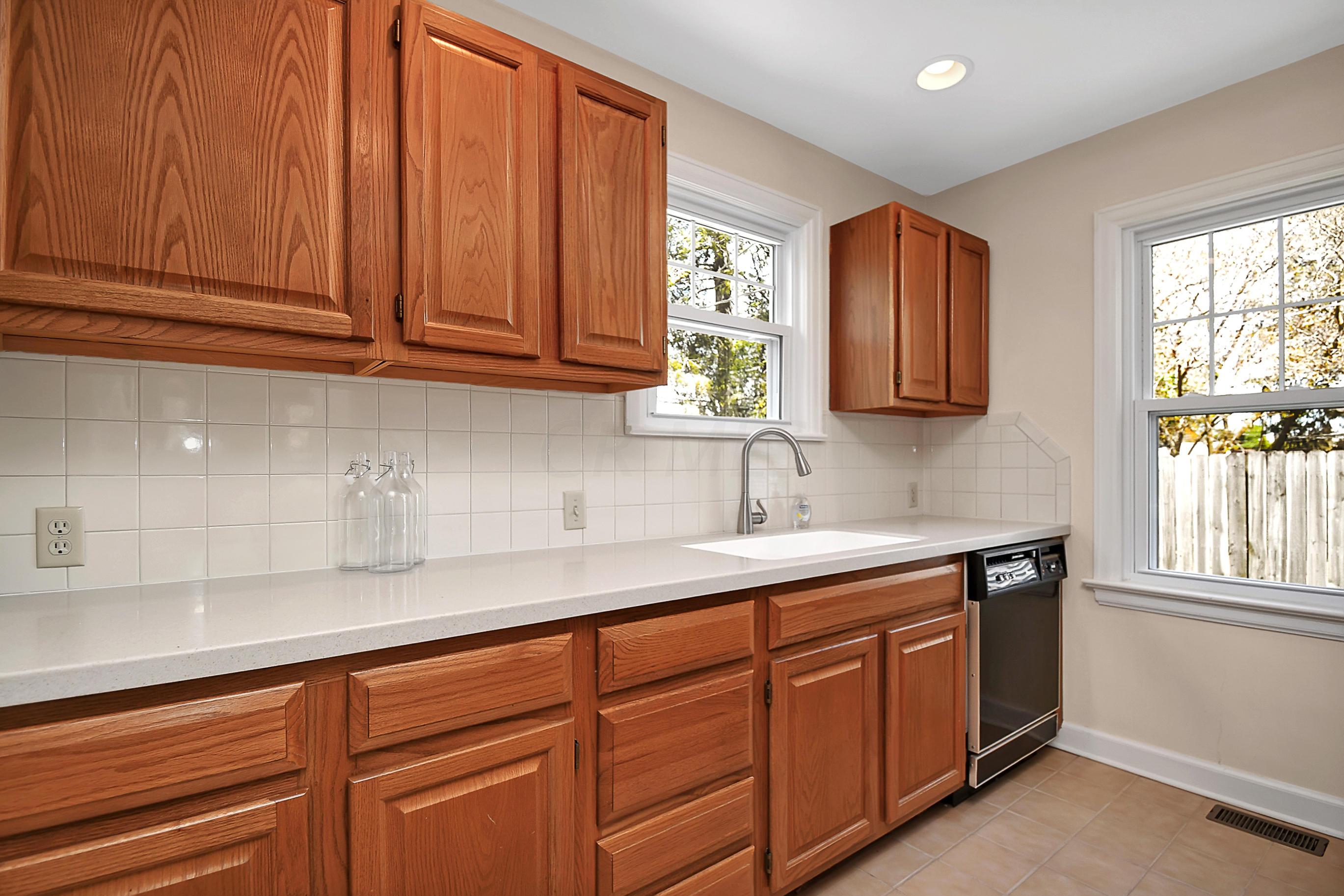488 Fallis Road Columbus, OH 43214 - Photo 12 of 32 Gallery Image 12