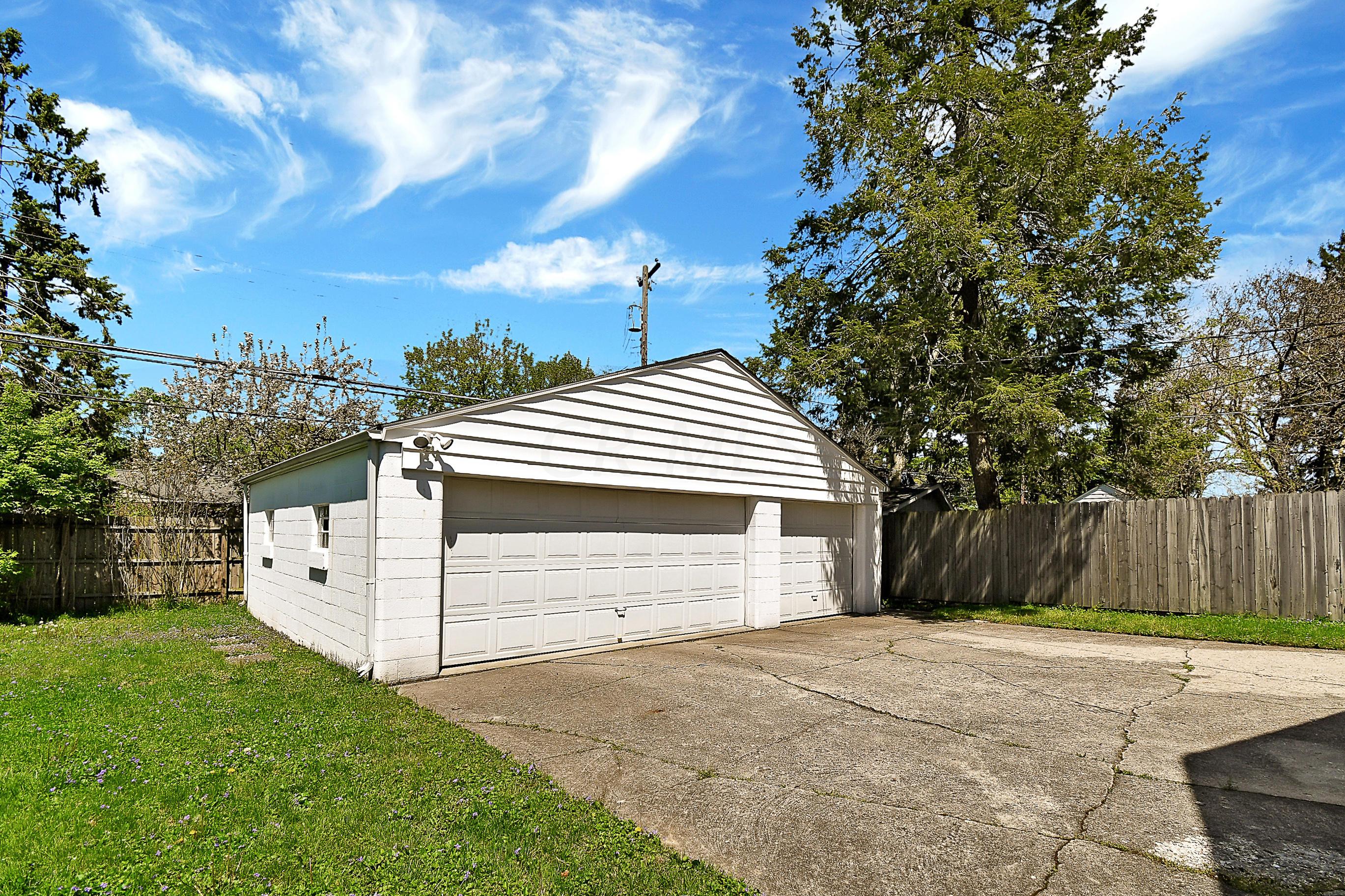 488 Fallis Road Columbus, OH 43214 - Photo 3 of 32 Gallery Image 3
