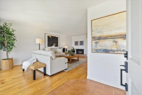 $2,250,000 | 1049 Crestview Drive, Millbrae, CA 94030