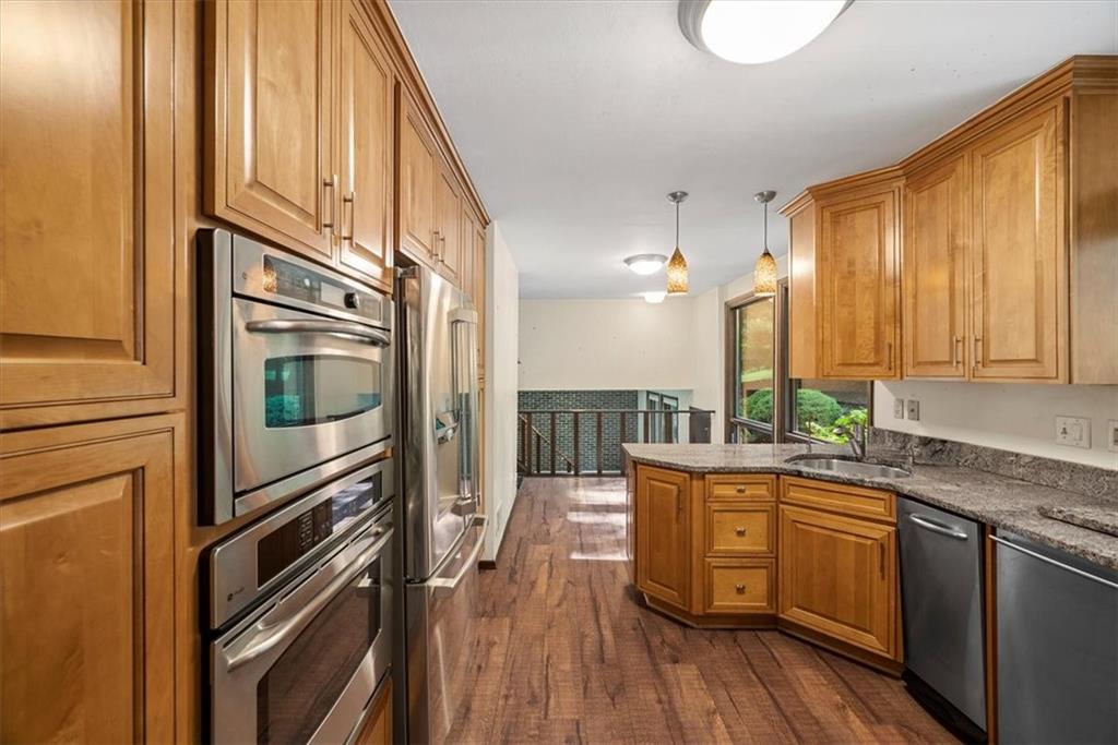 1576 Powers Run Road Pittsburgh, PA 15238 - Photo 7 of 38 Gallery Image 7