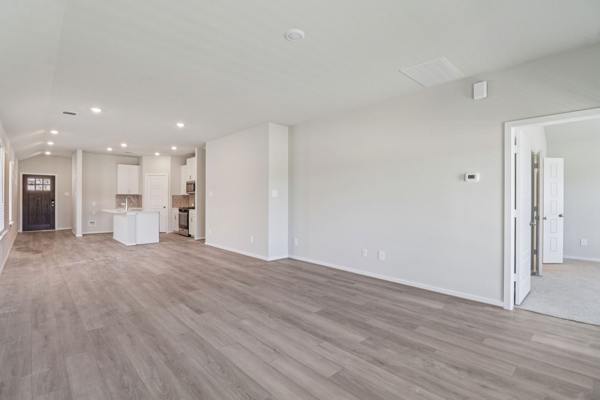 14150 Granger Pointe Lane Conroe, TX 77302 - Photo 7 of 32
