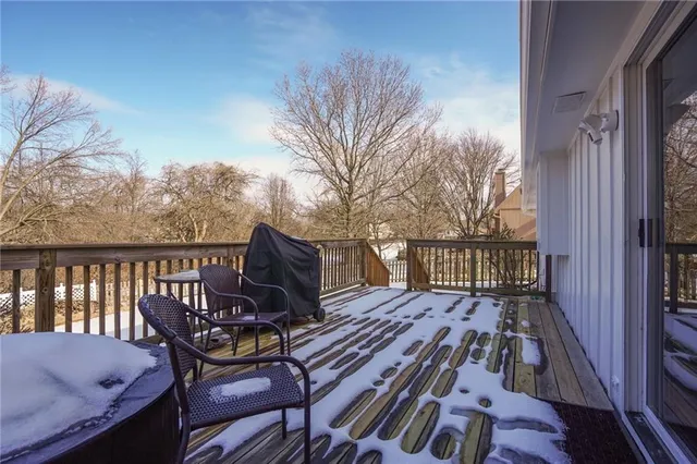 $357,000 | 1308 Southeast 7th Street, Lee's Summit, MO 64063