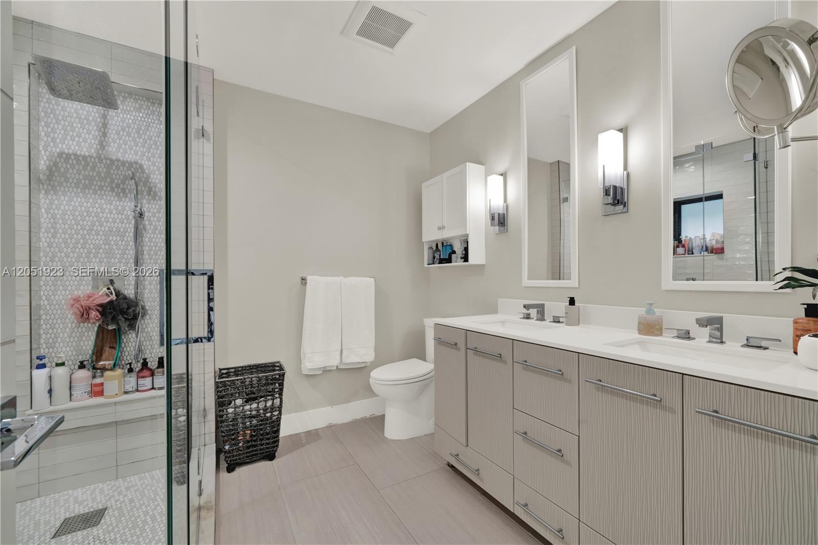 13370 Southwest 99th Terrace Miami, FL 33186 - Photo 14 of 46