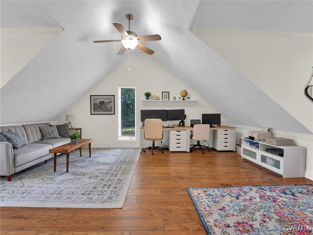 727 Eanes Road Kenbridge, VA 23944 - Photo 36 of 50 a living room with furniture and a rug