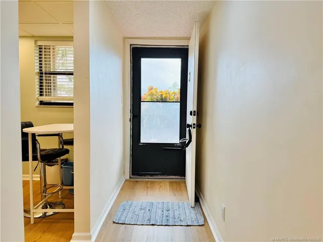 a view of a tennis court