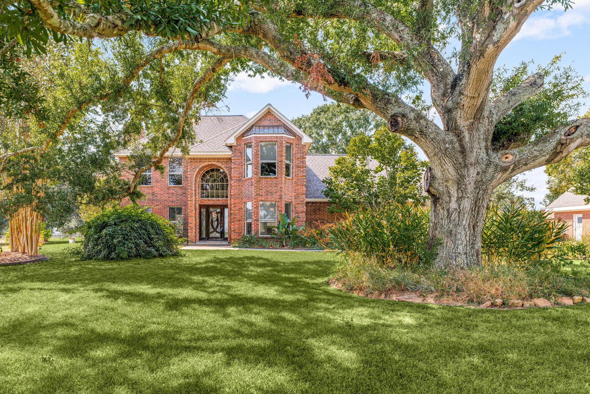 17207 Penick Road Waller, TX 77484 - Photo 4 of 37 a front view of a house with a yard