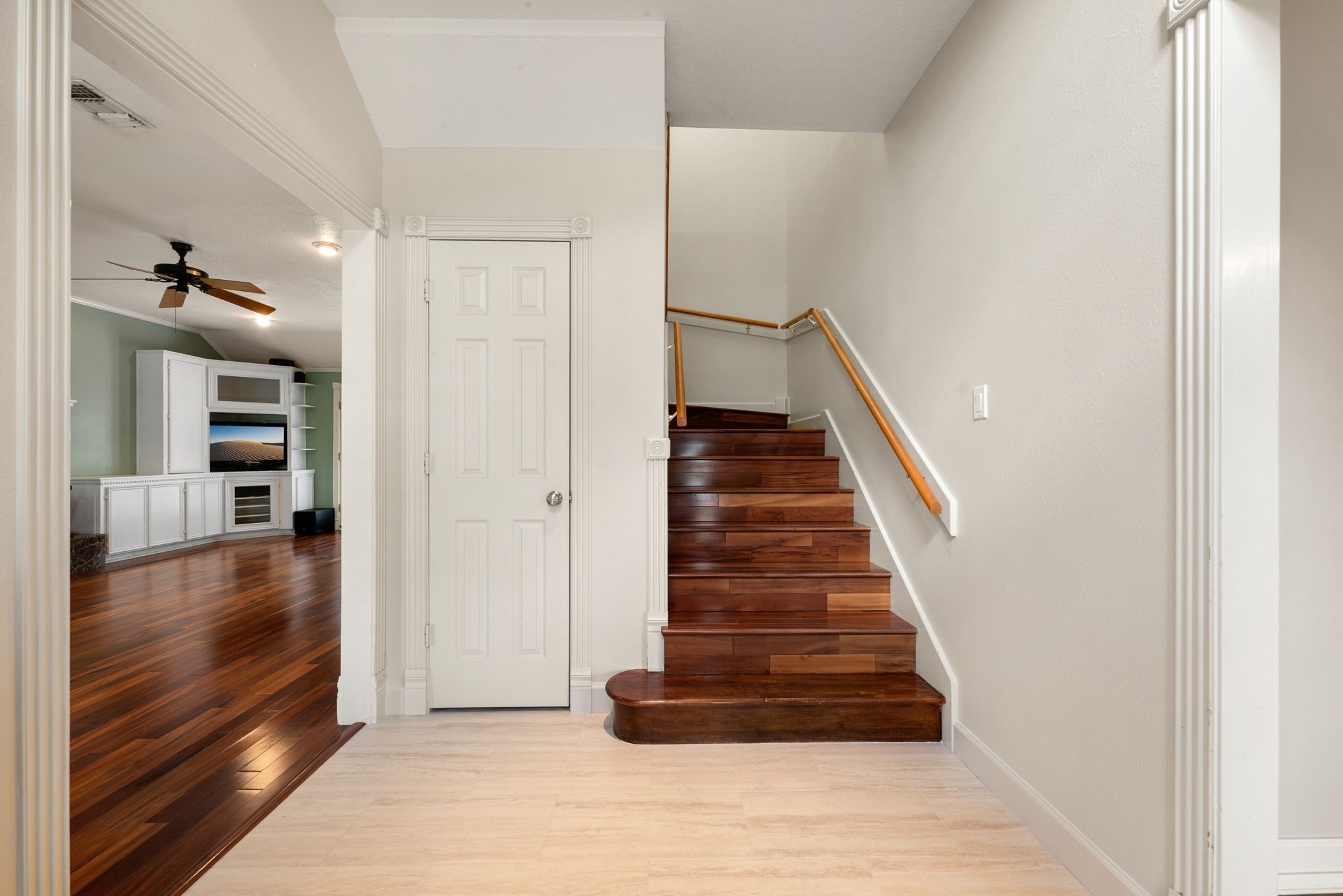 17207 Penick Road Waller, TX 77484 - Photo 9 of 37 a view of entryway and hall with wooden floor