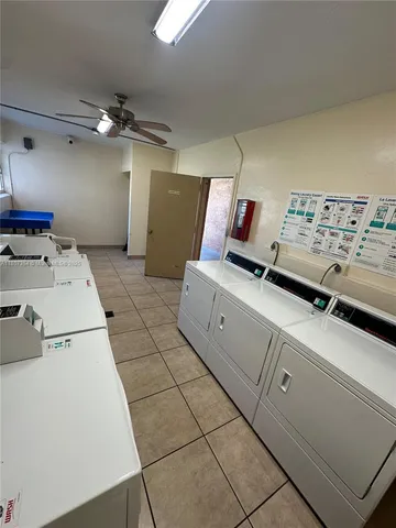 $1,900 | 17500 Northwest 68th Avenue, Unit D3002, Hialeah, FL 33015