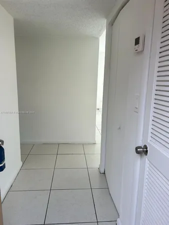 $1,900 | 17500 Northwest 68th Avenue, Unit D3002, Hialeah, FL 33015