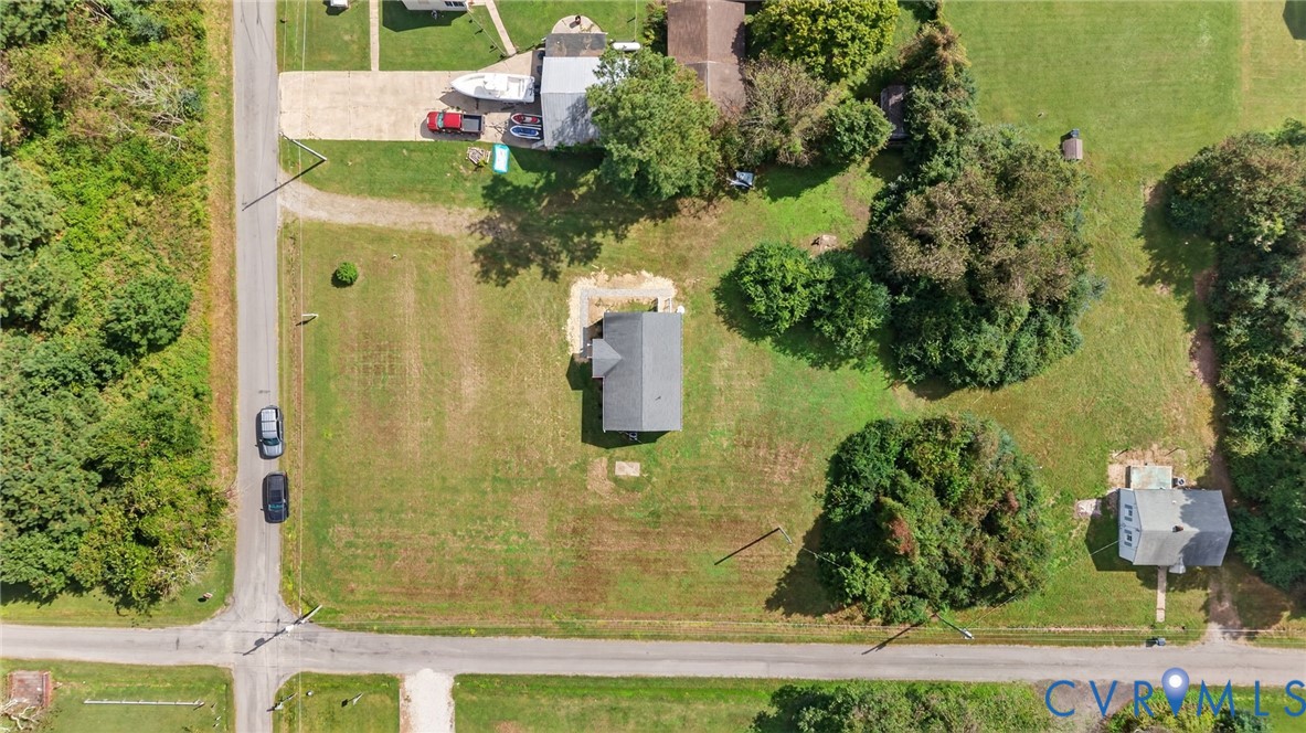 19441 York Road West Point, VA 23181 - Photo 2 of 37