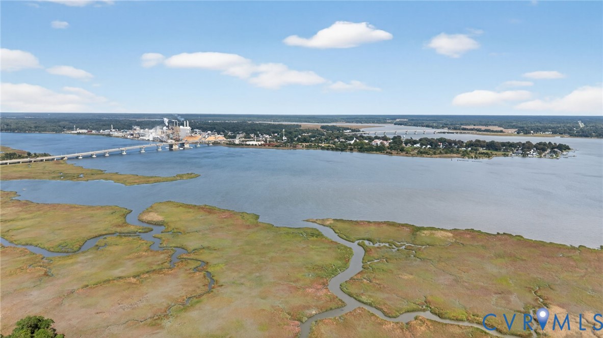 19441 York Road West Point, VA 23181 - Photo 7 of 37