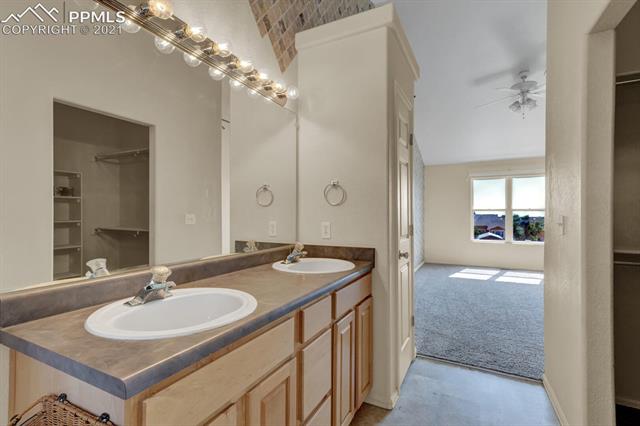 8087 Buschborn Road Peyton, CO 80831 - Photo 19 of 39