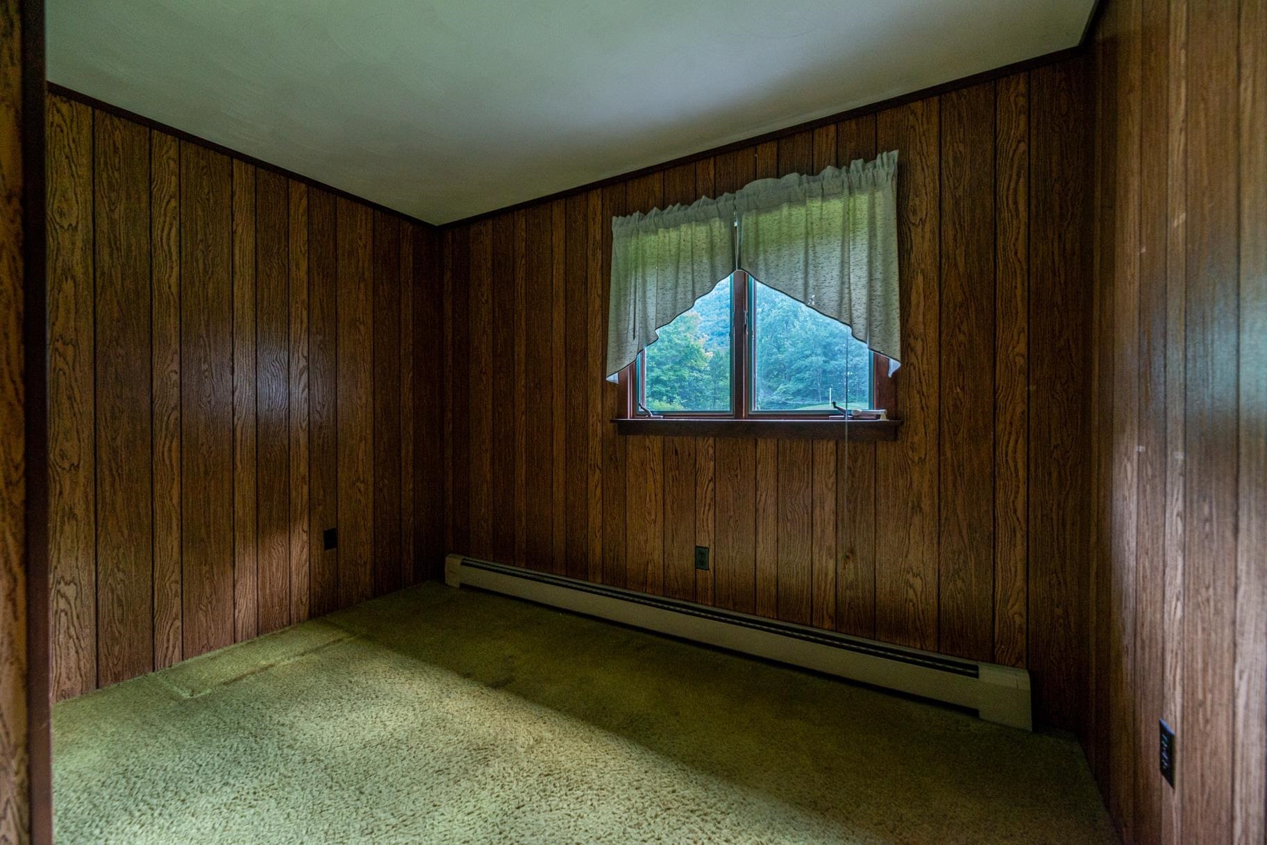 352 South End Road Mount Tabor, VT 05253 - Photo 9 of 23 Gallery Image 9
