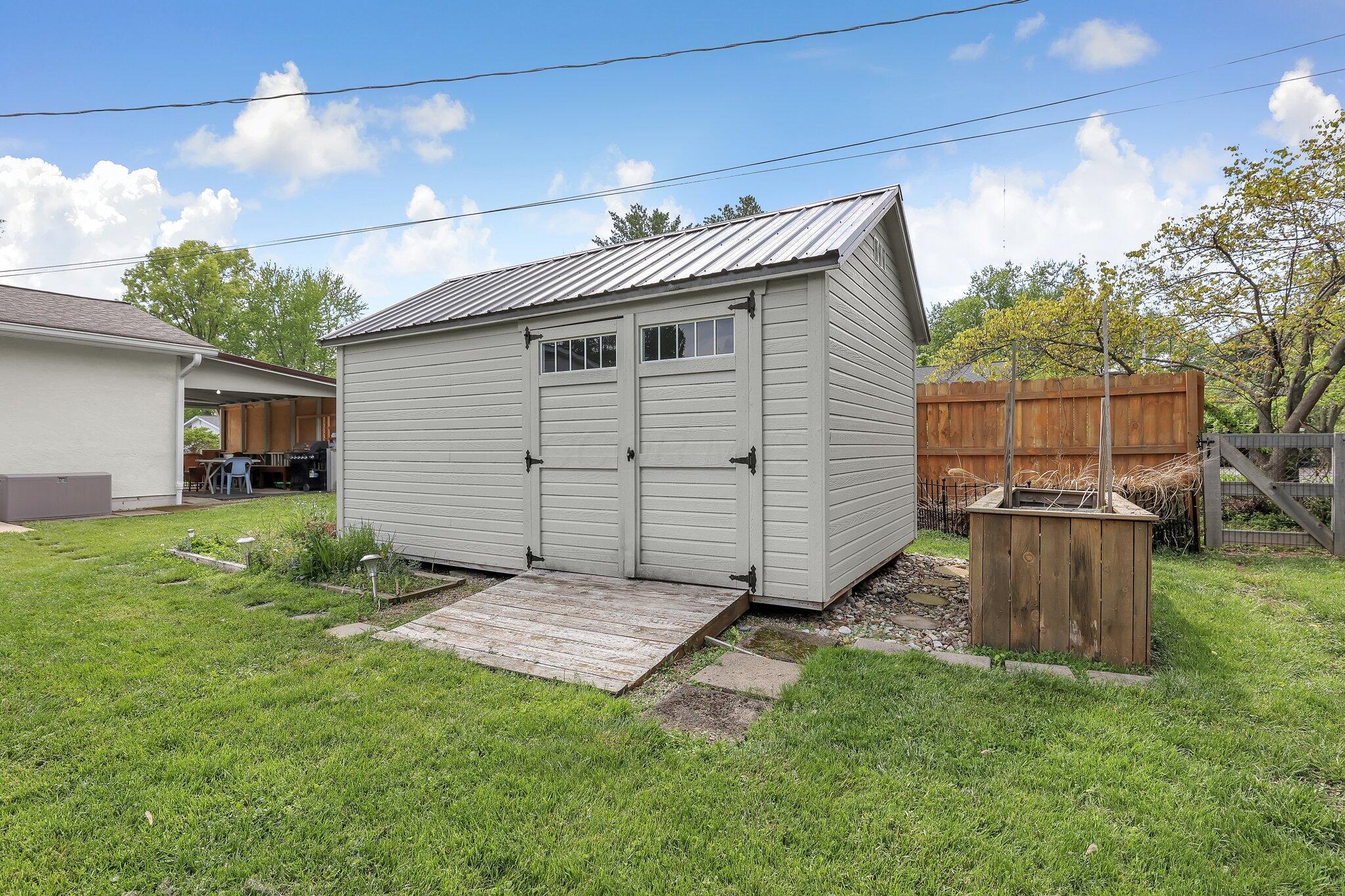 6641 Charles Road Westerville, OH 43082 - Photo 31 of 41 Back shed
