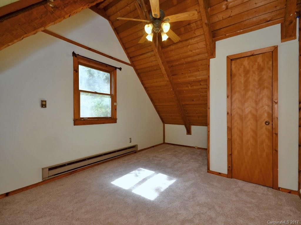 40 Rail Fence Road, Unit 14 Clyde, NC 28721 - Photo 4 of 18