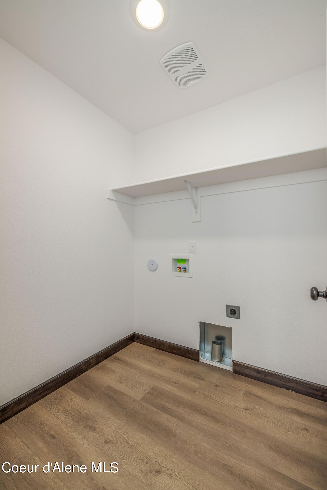 1144 Jersey Street Sandpoint, ID 83864 - Photo 24 of 30 Laundry Room