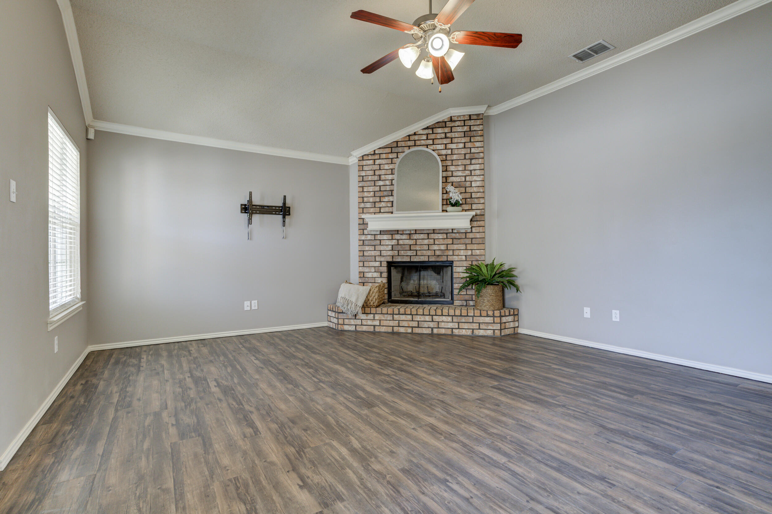 1008 Primrose Avenue Lubbock, TX 79416 - Photo 8 of 51 DSC09089_90_91_92_93