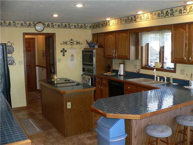 6911 Five Points Road Indianapolis, IN 46259 - Photo 9 of 24 Gallery Image 9