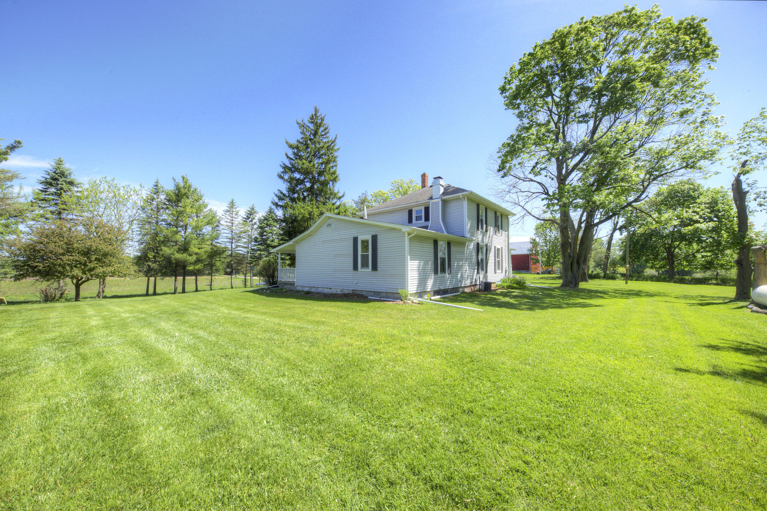 15610 Arnold Road Gregory, MI 48137 - Photo 19 of 90 House Back corner