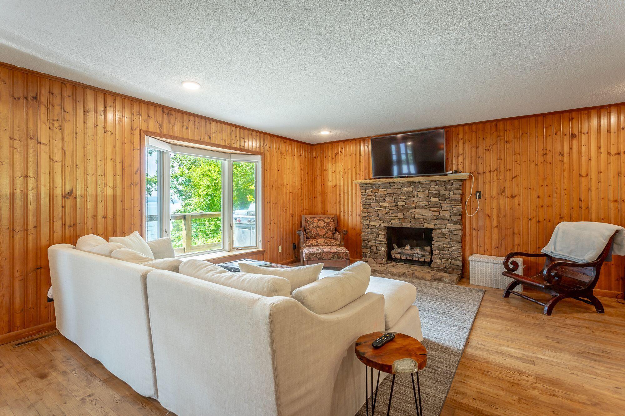 401 Cedar Heights Road Spring City, TN 37381 - Photo 9 of 30 Ey5qULyg - Copy