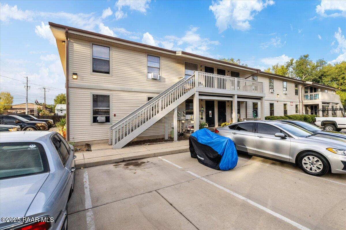 849 Sunset Avenue Prescott, AZ 86305 - Photo 3 of 30 a building outdoor space with patio furniture