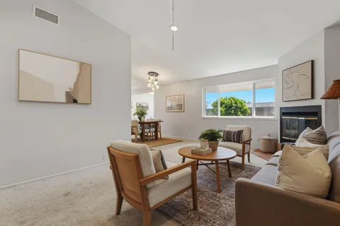 $1,495,000 | 4655 El Carro Lane, Carpinteria, CA 93013