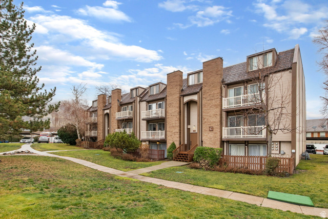 88 West 50 South, Unit C3 Centerville, UT 84014 - Photo 1 of 1 View of apartment building / complex