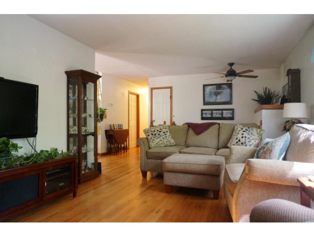 870 Dugway Road Richmond, VT 05477 - Photo 3 of 16 Gallery Image 3