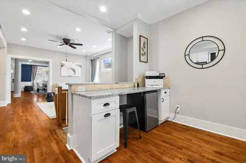 $1,500,000 | 190 Duke Of Gloucester Street, Annapolis, MD 21401