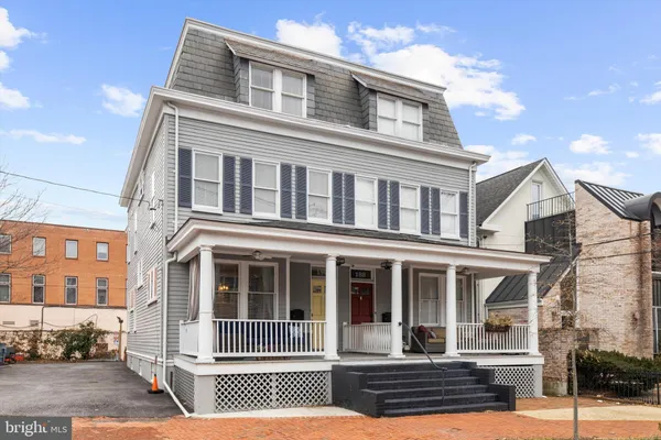 $1,500,000 | 190 Duke Of Gloucester Street, Annapolis, MD 21401