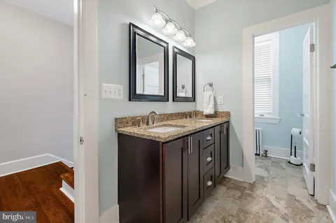 $1,500,000 | 190 Duke Of Gloucester Street, Annapolis, MD 21401