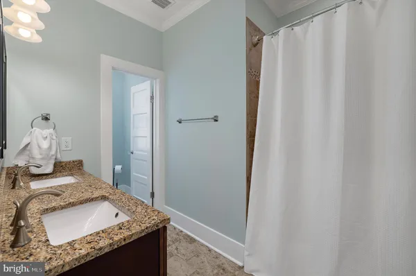 $1,500,000 | 190 Duke Of Gloucester Street, Annapolis, MD 21401