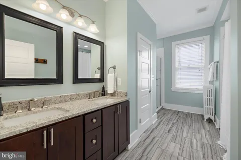 $1,500,000 | 190 Duke Of Gloucester Street, Annapolis, MD 21401