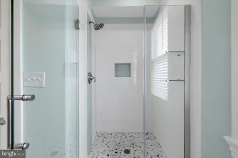 $1,500,000 | 190 Duke Of Gloucester Street, Annapolis, MD 21401