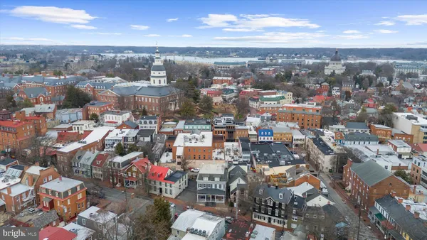 $1,500,000 | 190 Duke Of Gloucester Street, Annapolis, MD 21401