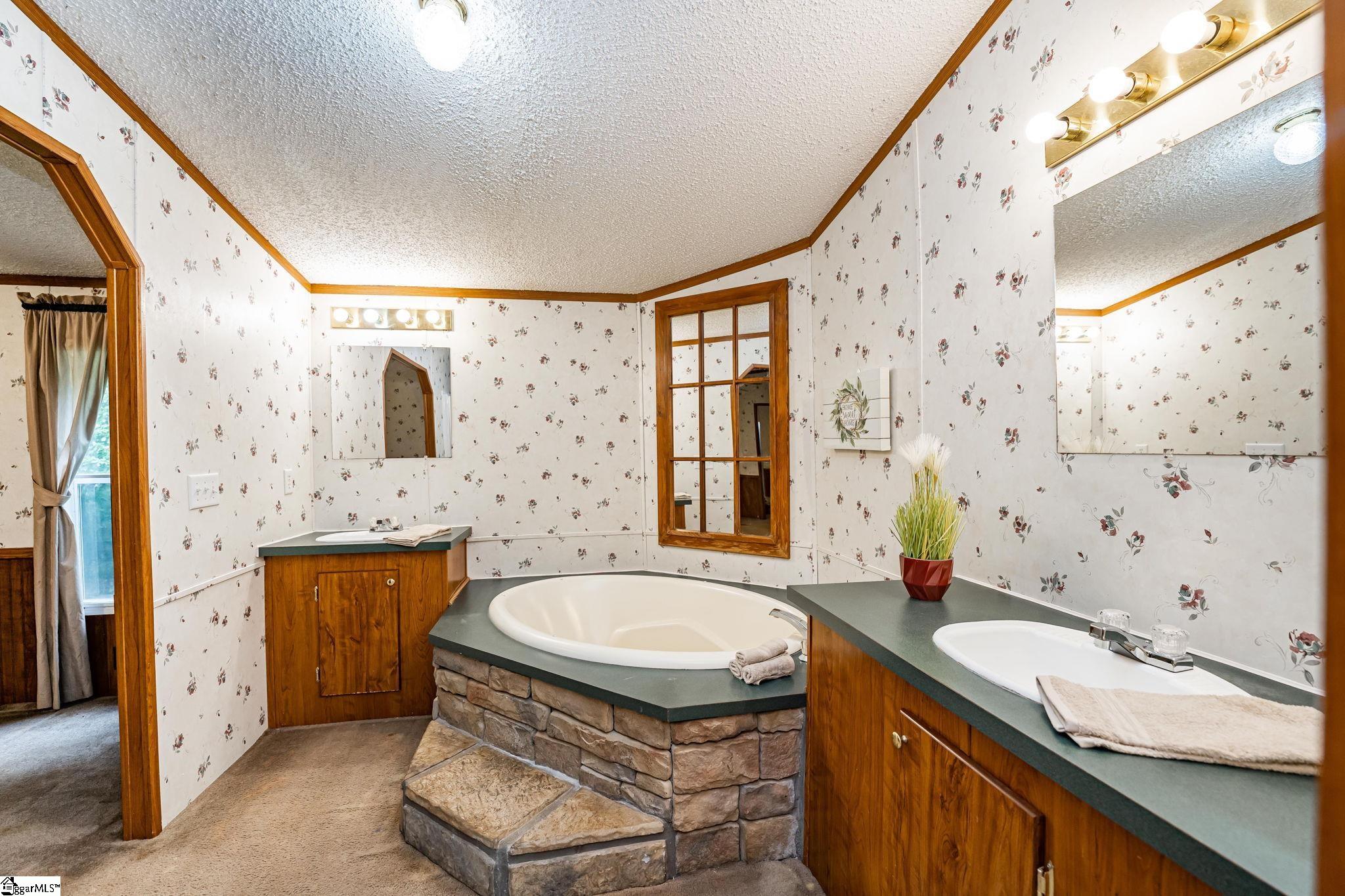 1057 Jordan Road Lyman, SC 29365 - Photo 12 of 33