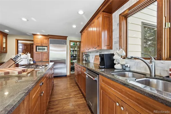 $1,631,000 | 2446 Glenhaven Drive, Highlands Ranch, CO 80126