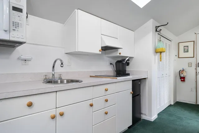 $289,000 | 921 East Huron Street, Unit 6, Ann Arbor, MI 48104