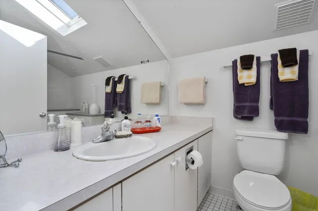 $289,000 | 921 East Huron Street, Unit 6, Ann Arbor, MI 48104