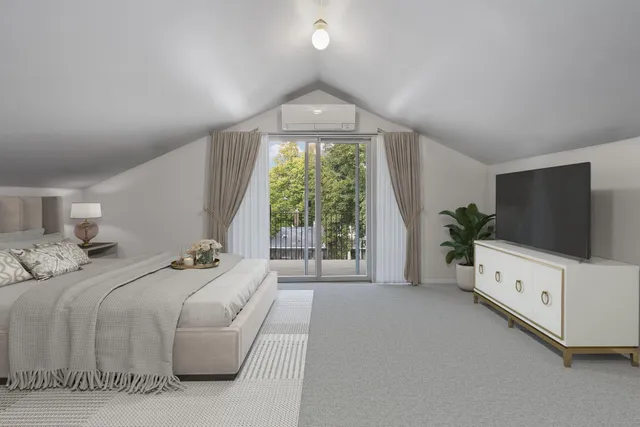 $289,000 | 921 East Huron Street, Unit 6, Ann Arbor, MI 48104