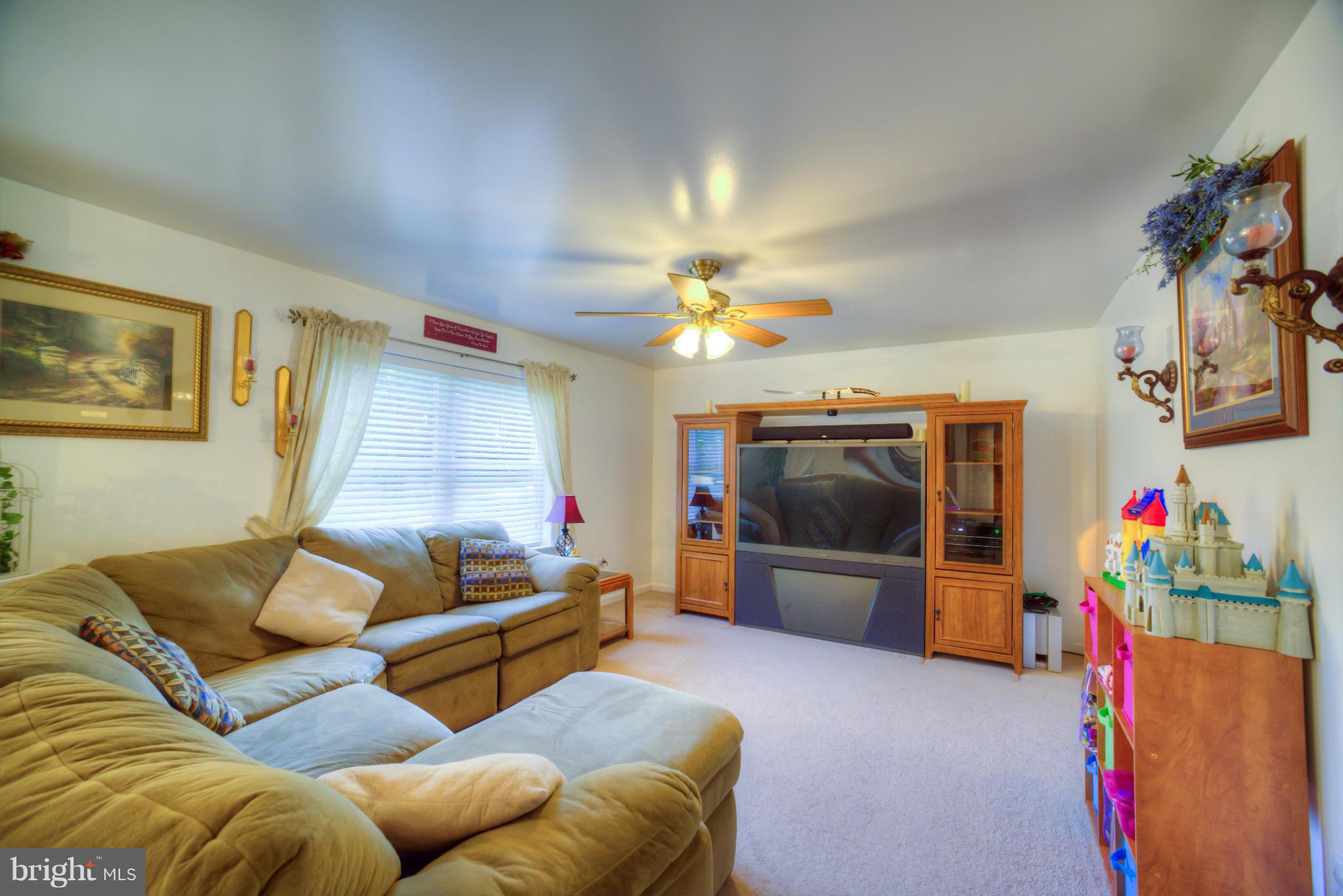 164 Rowlandsville Road Conowingo, MD 21918 - Photo 6 of 25 Living Room