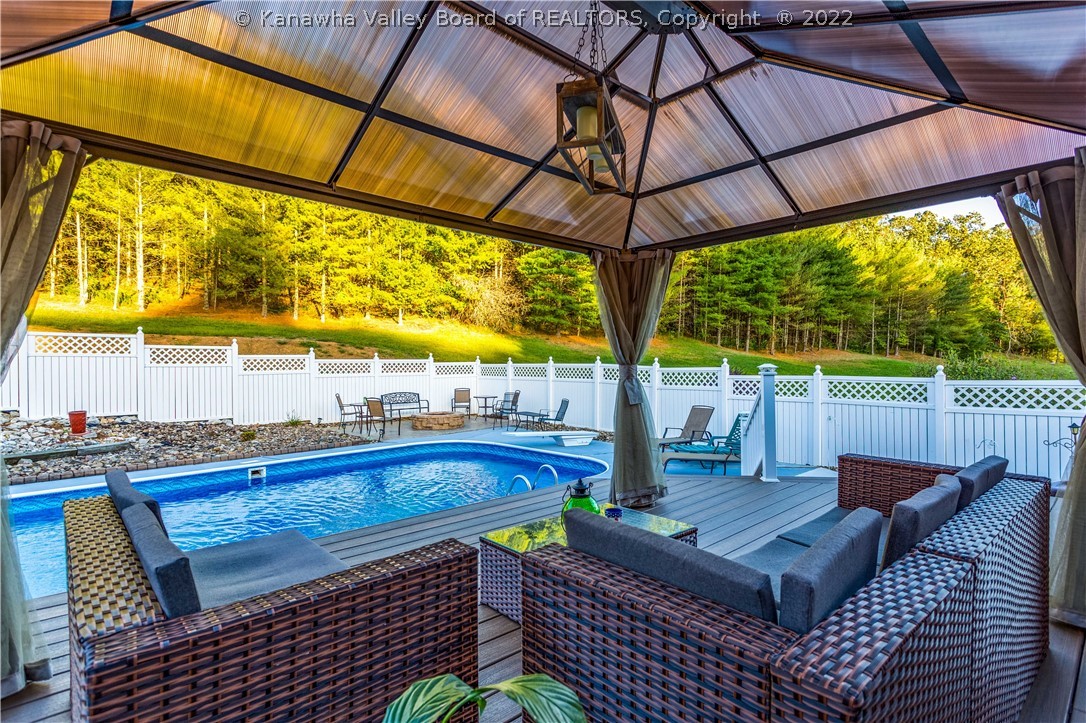 3532 McComas Branch Road Milton, WV 25541 - Photo 42 of 42 Gallery Image 42