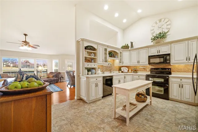 $379,900 | 3171 Park Pl Drive, Cape Girardeau, MO 63703