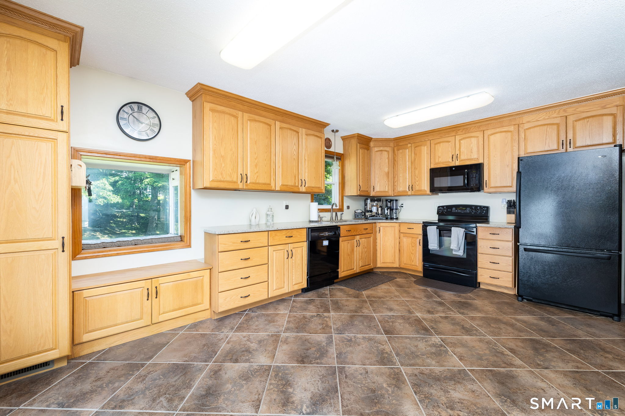 40 Allentown Road Plymouth, CT 06786 - Photo 8 of 39