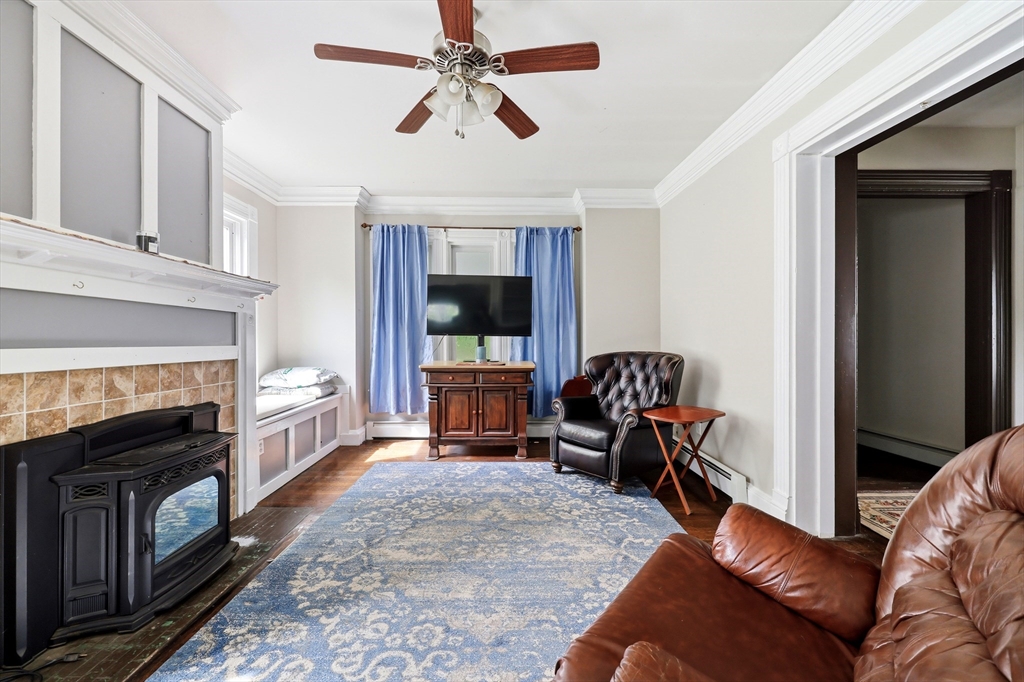 151 Bowdoin Street Springfield, MA 01109 - Photo 8 of 38